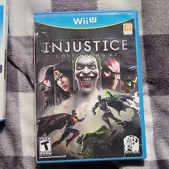 Nintendo Wii U Game Bundle Mario Mariokart DC Injustice Nintendoland Donkey Kong